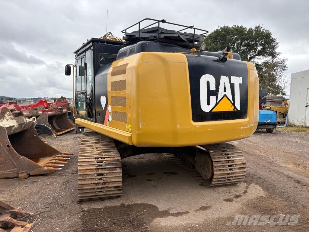 CAT 323 F L Crawler excavators