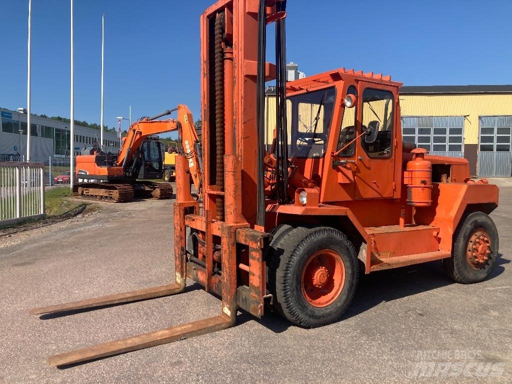 Ljungby 12 ton Diesel trucks