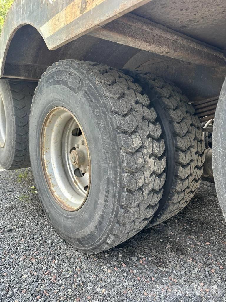 Sisu E11 Forest machine transport trucks