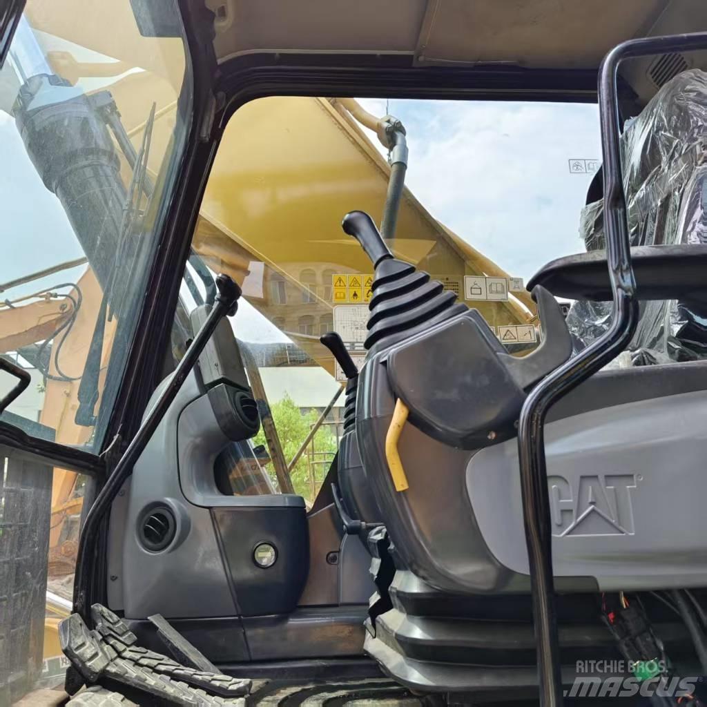 CAT 336D2 Crawler excavators