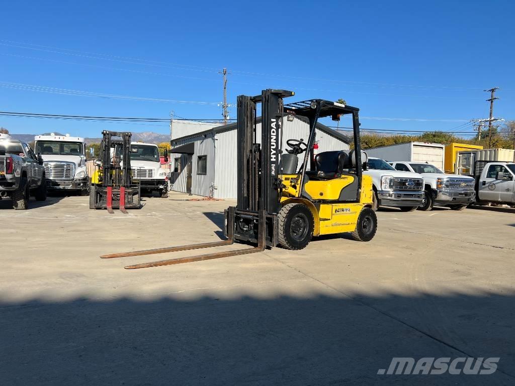 Hyundai 25 L-7 A Other