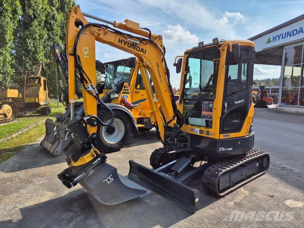 Hyundai R 25 Z-9AK Mini excavators < 7t