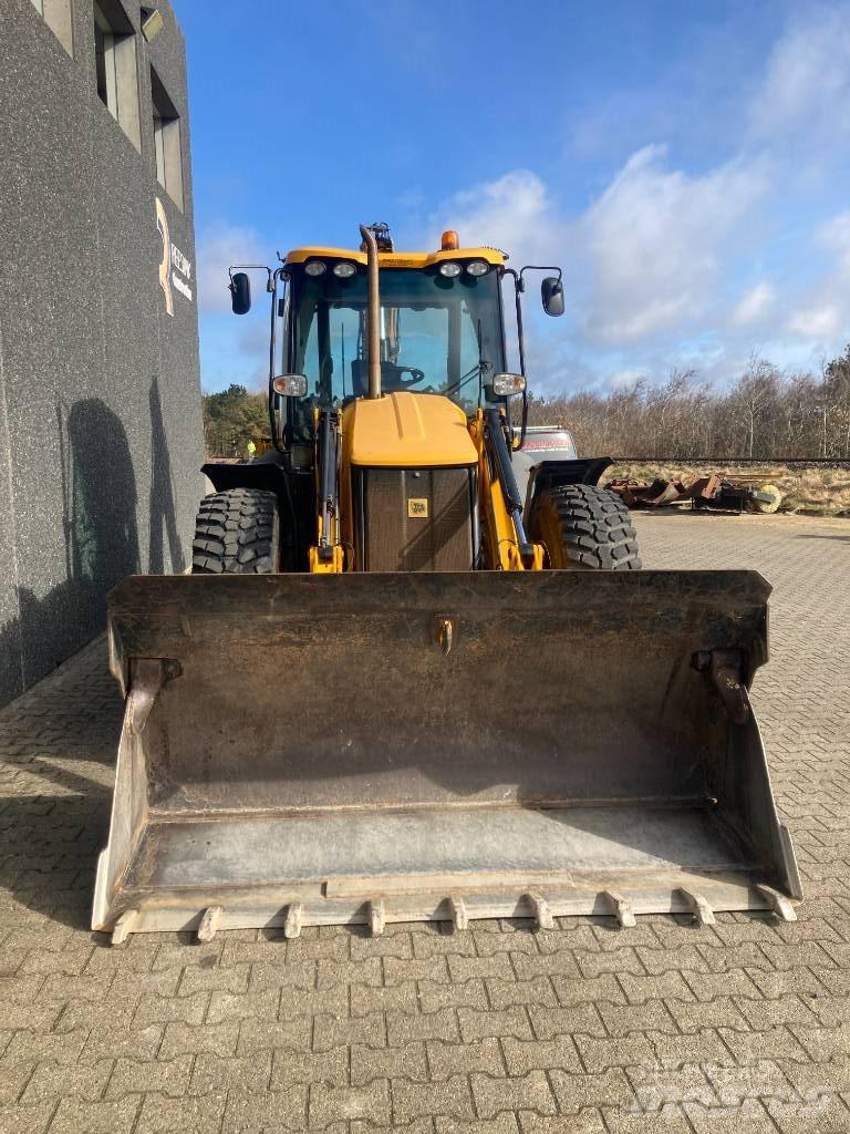 JCB 4 CX TLB's