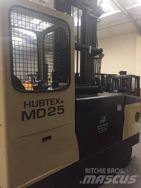 Hubtex MD25 Sideloader