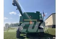 John Deere 9600 Combine harvesters