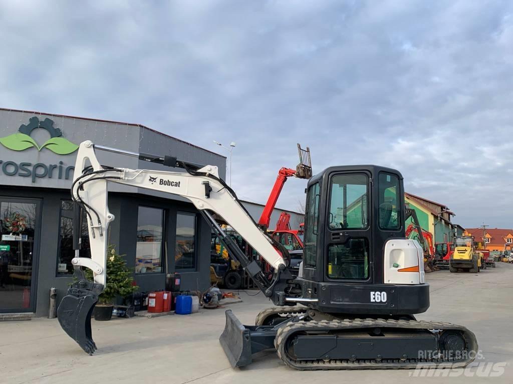 Bobcat E 60 Mini excavators < 7t