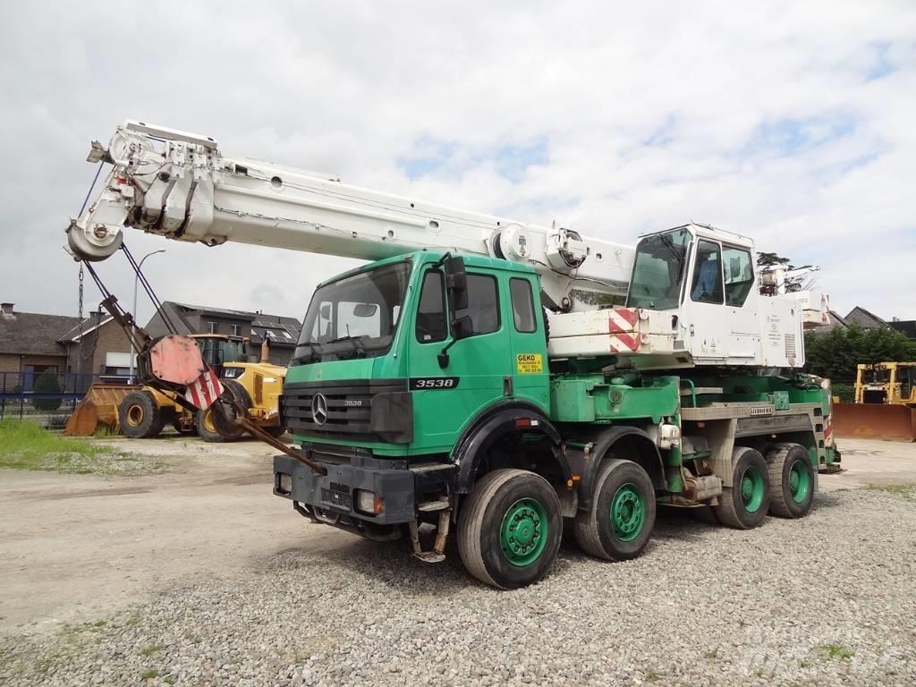 Liebherr LTF1040 All terrain cranes