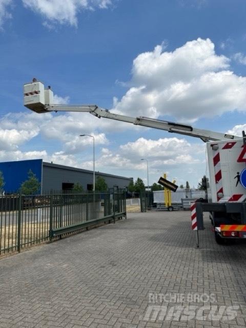Custers T265-18 Truck mounted aerial platforms