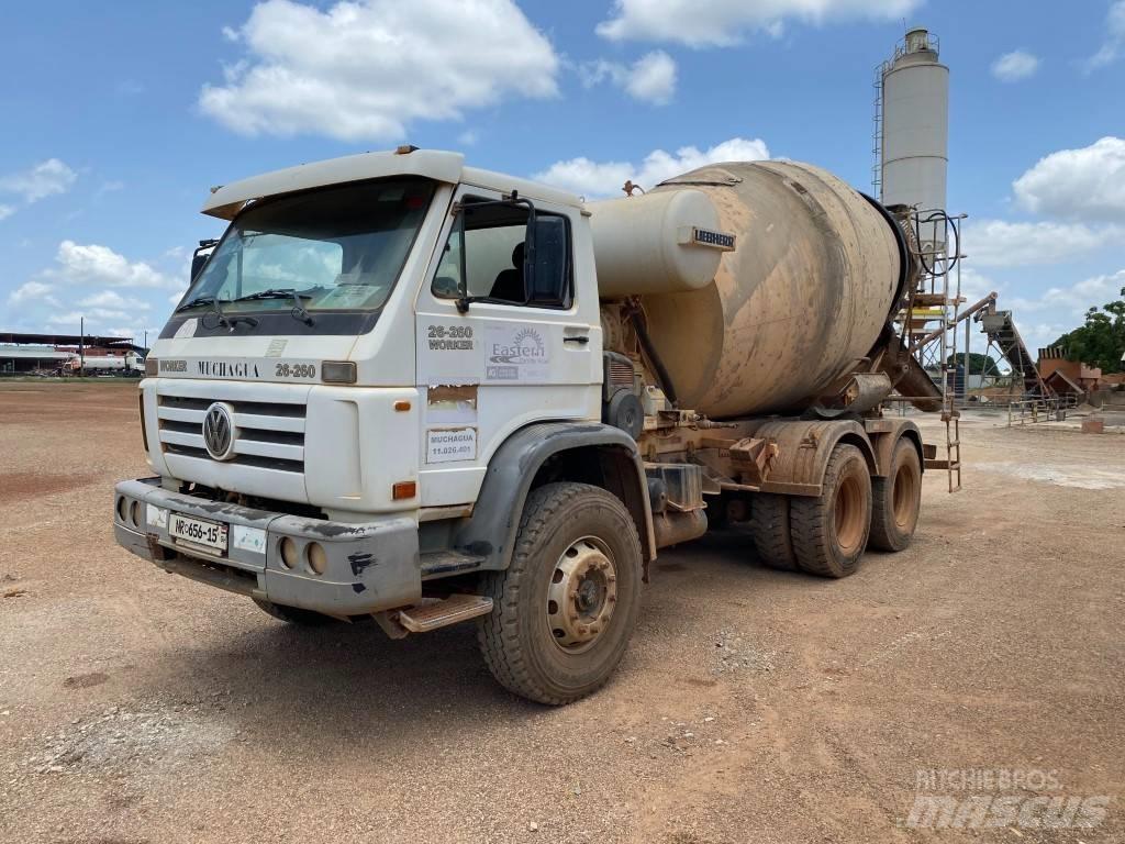 Volkswagen 31.310 Tanker trucks