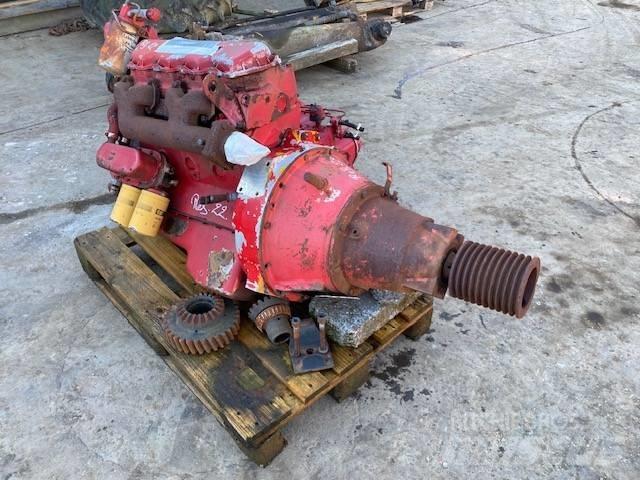 CAT 3208 Engines
