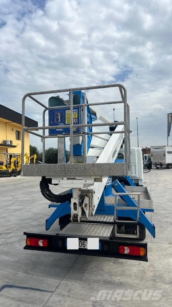 Nissan SOCAGE DA324 Truck mounted aerial platforms
