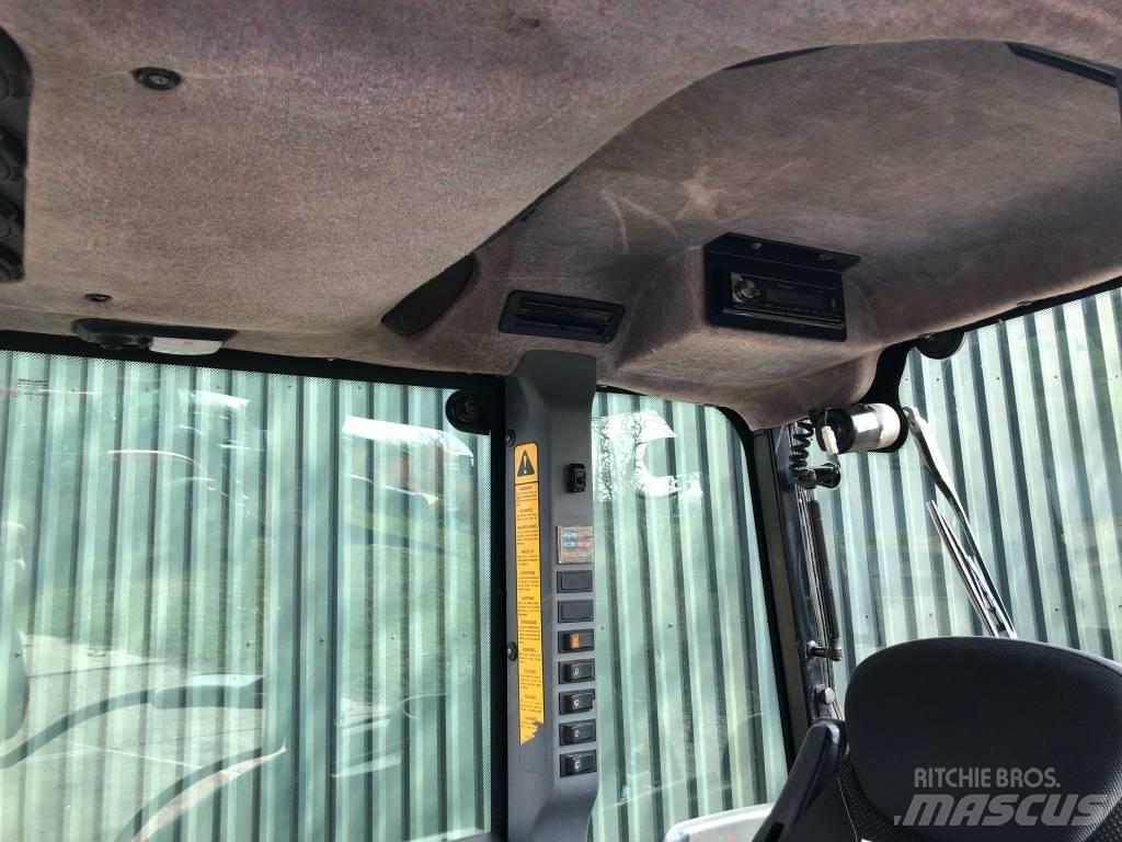 New Holland TN 75 N Tractors