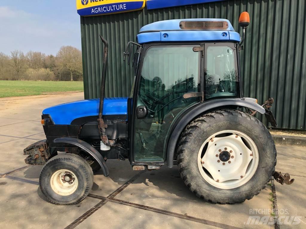 New Holland TN 75 N Tractors