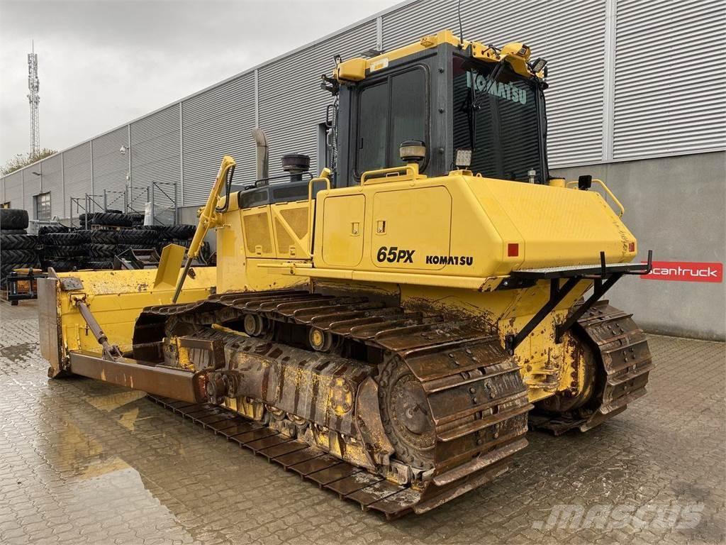 Komatsu D65PX-18 Crawler dozers
