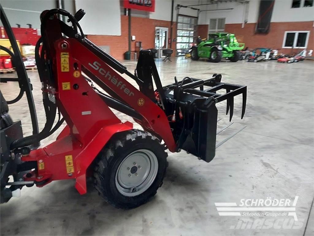 Schäffer 1622 Mini loaders