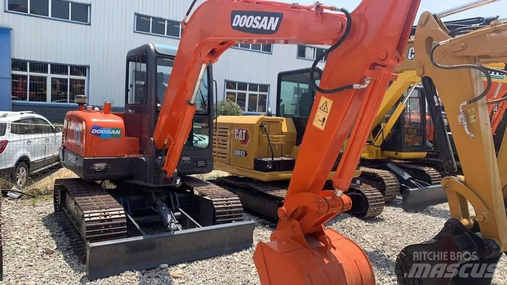 Doosan DH 55-V Mini excavators < 7t