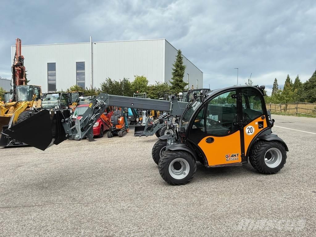 GiANT GT5048 Telescopic handlers