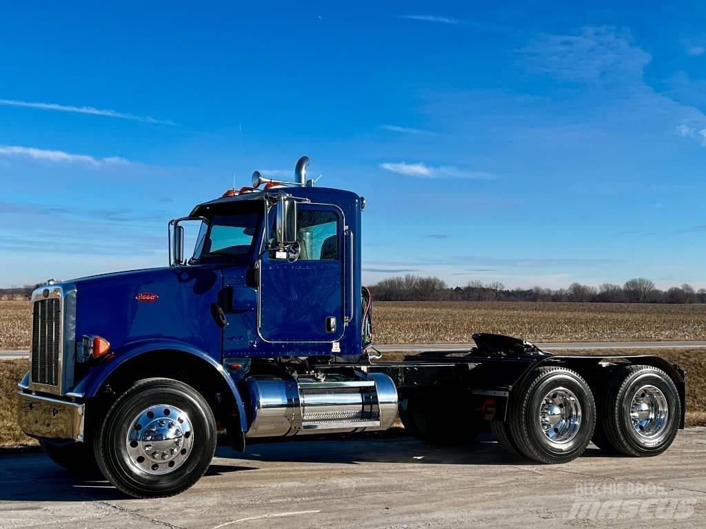 Peterbilt 365 Truck Tractor Units