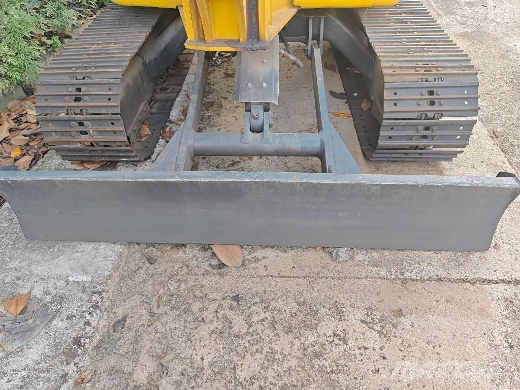 Komatsu PC 55 MR Mini excavators < 7t