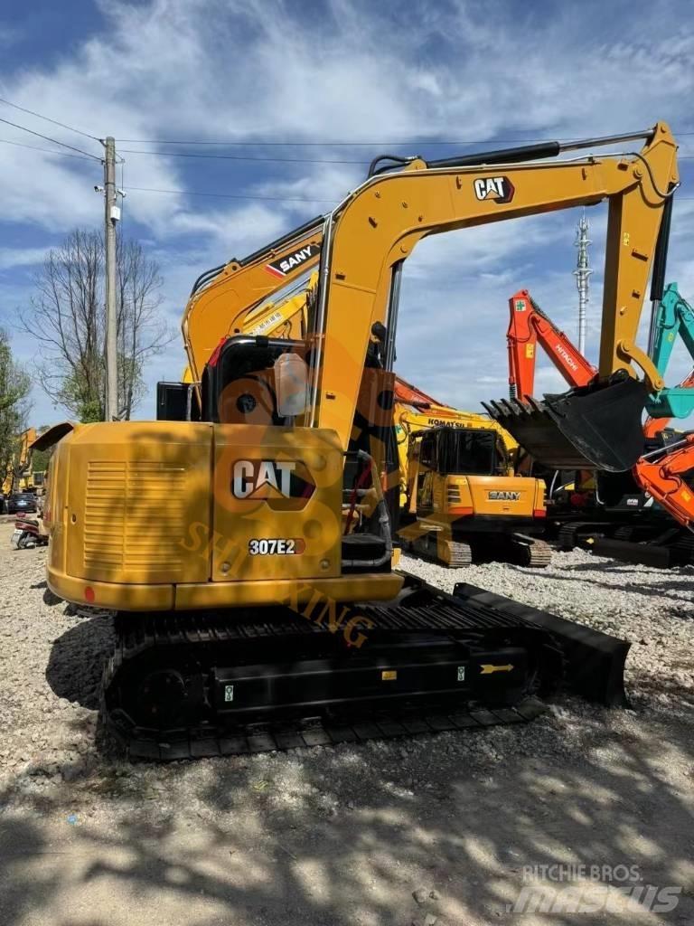 CAT 307 E2 Midi excavators  7t - 12t