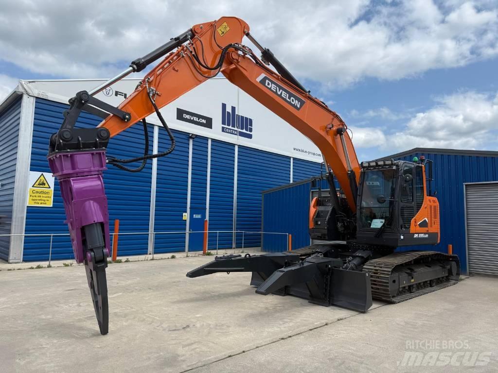 Develon DX 235 LCR-7 Crawler excavators