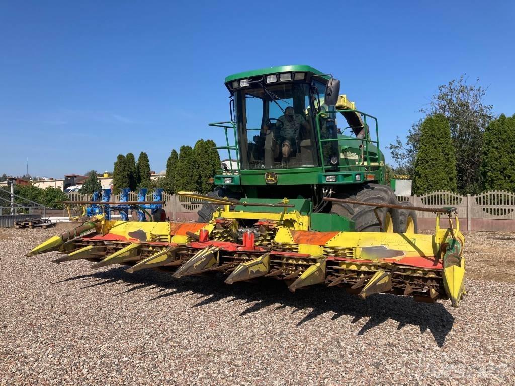 John Deere 7300 Self-propelled foragers