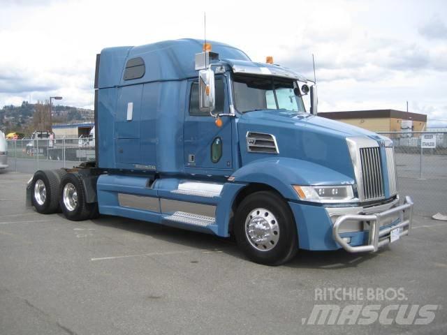 Western Star 5700 XE Truck Tractor Units