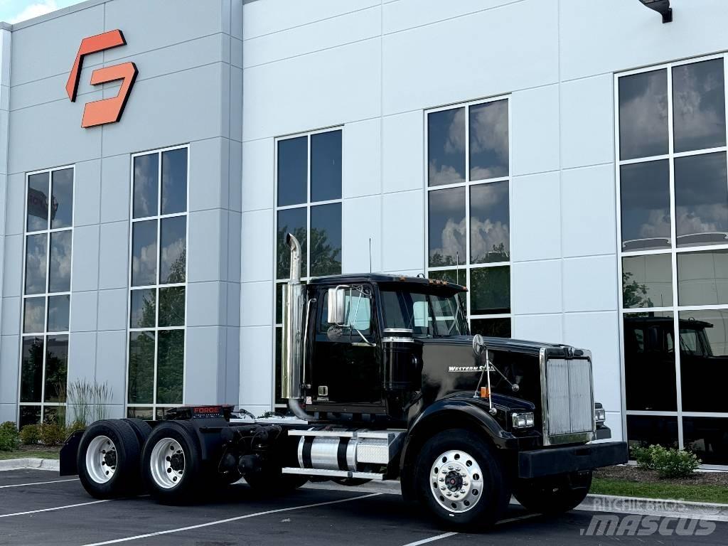Western Star 4900 Truck Tractor Units