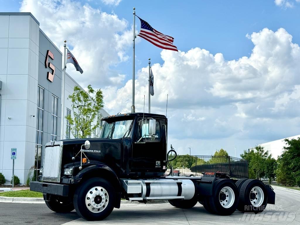 Western Star 4900 Truck Tractor Units