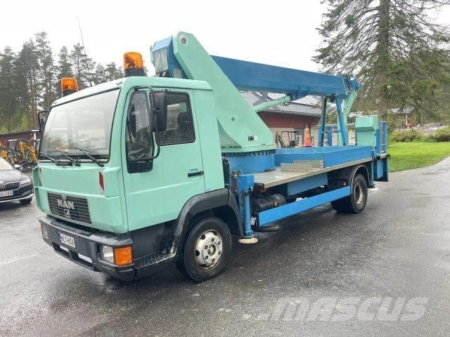 MAN L200 4x2-4300 Truck mounted aerial platforms