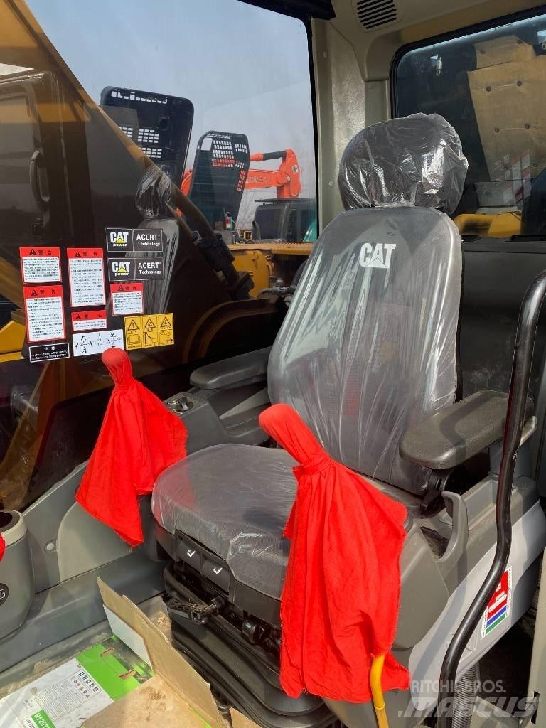 CAT 336D2 Crawler excavators