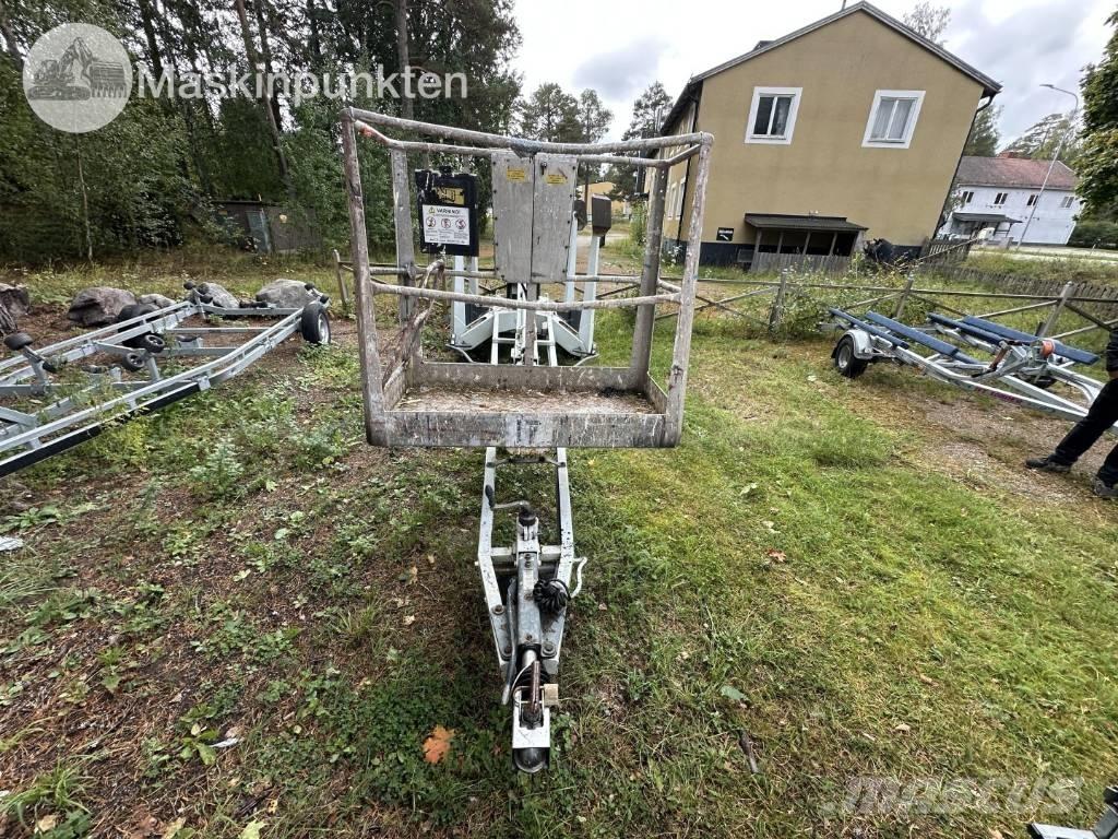 Dino 180 T Trailer mounted aerial platforms