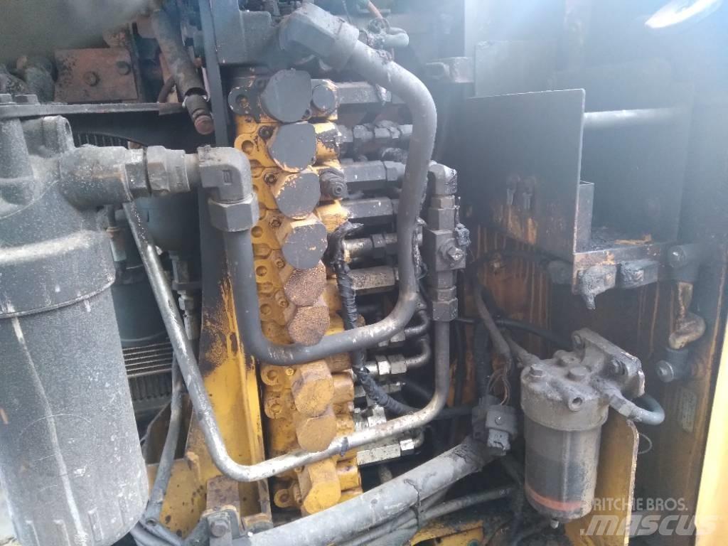CAT 308 E 2 CR Midi excavators  7t - 12t