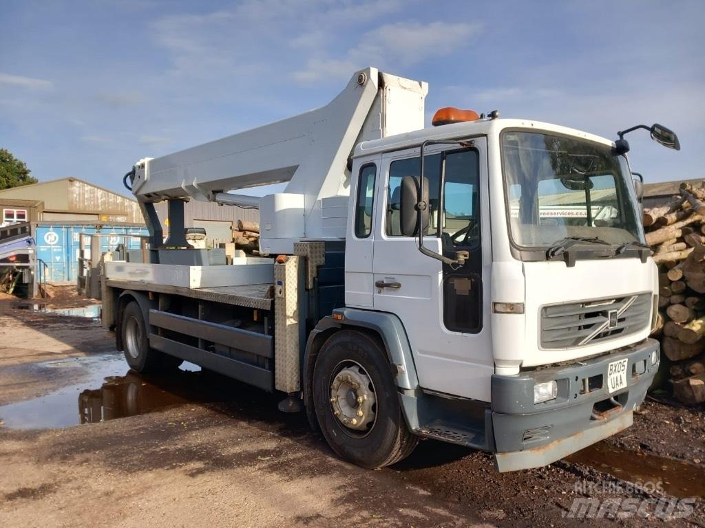 Wumag WT 350 Truck mounted aerial platforms