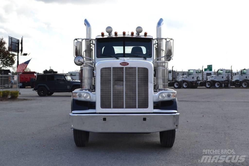 Peterbilt 389 Truck Tractor Units
