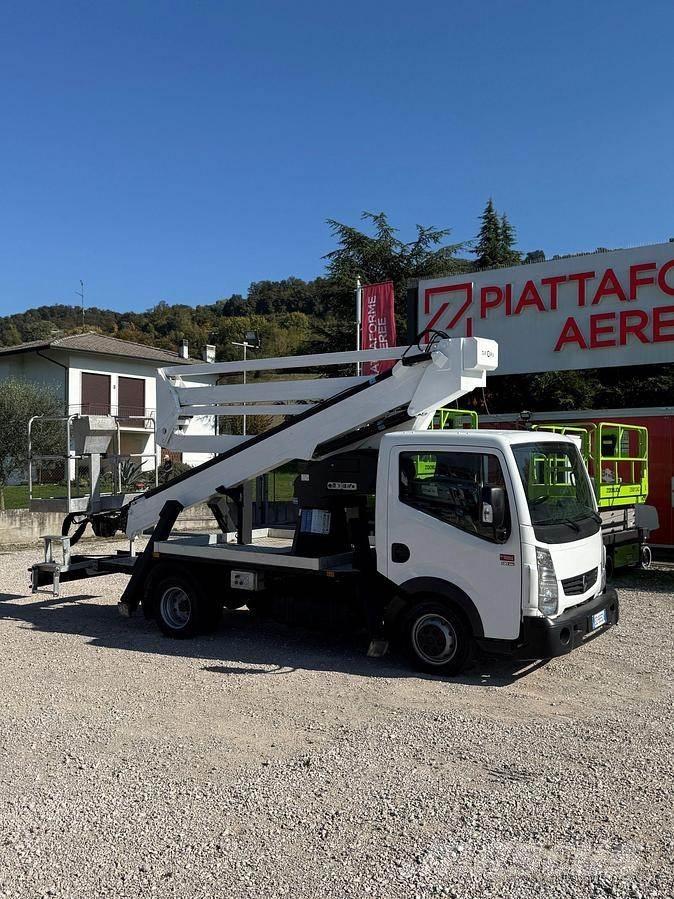 Comet 20 MT Truck mounted aerial platforms