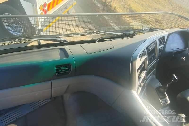 UD 26-490 Other trucks