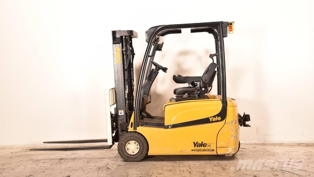 Yale ERP16VT-MWB Reach truck