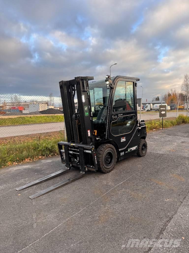 Toyota 52-8 FDF 25 Diesel trucks