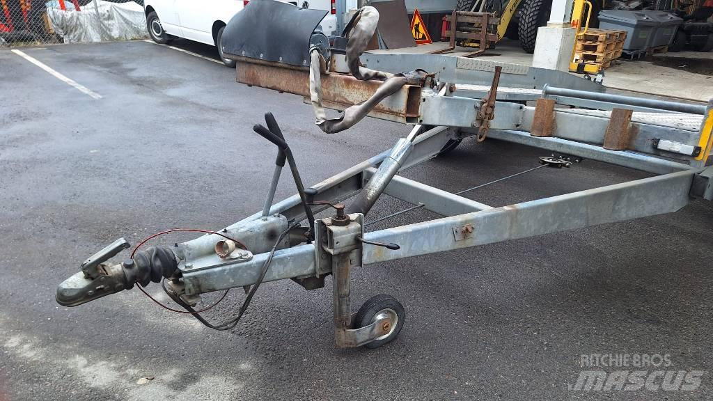 Boro BR2 Vehicle transport trailers