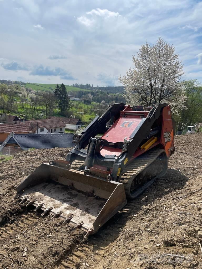 Ditch Witch SK 3000 Crawler FEL's