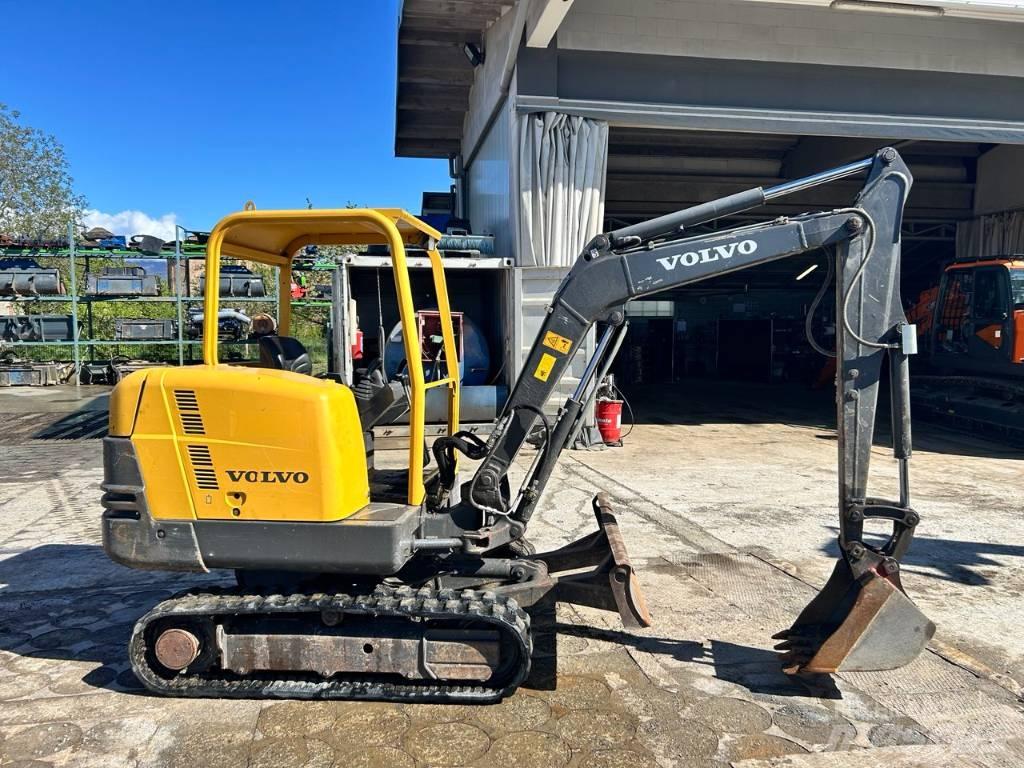 Volvo EC 25 Mini excavators < 7t