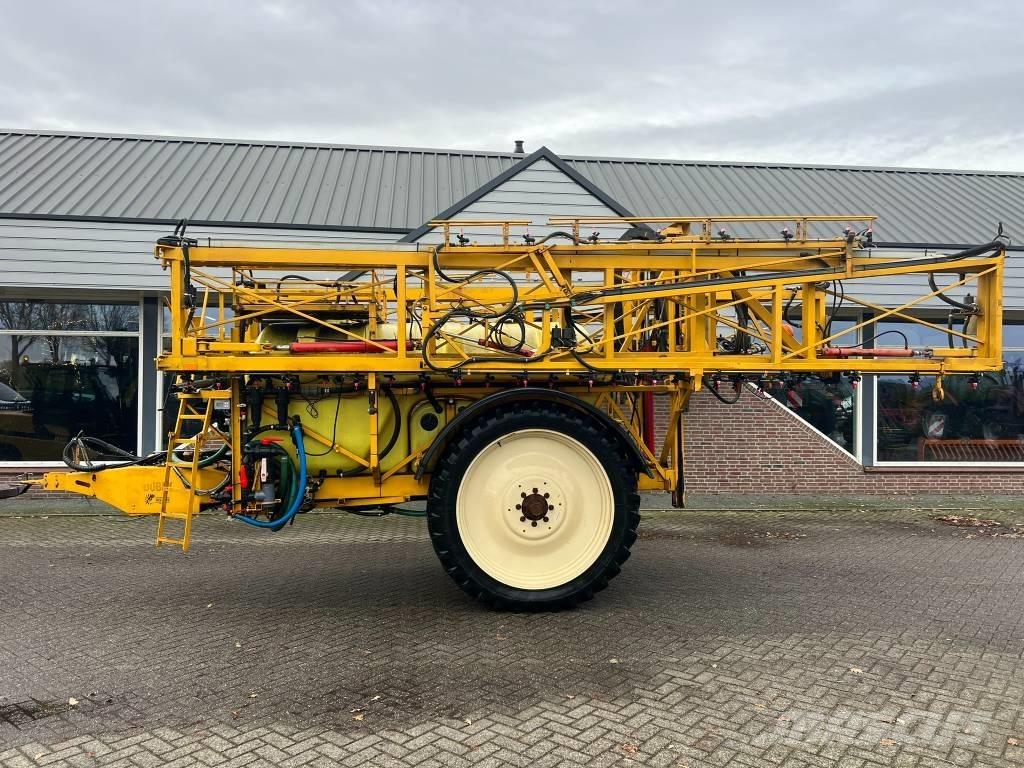Dubex Mentor 9804 Trailed sprayers