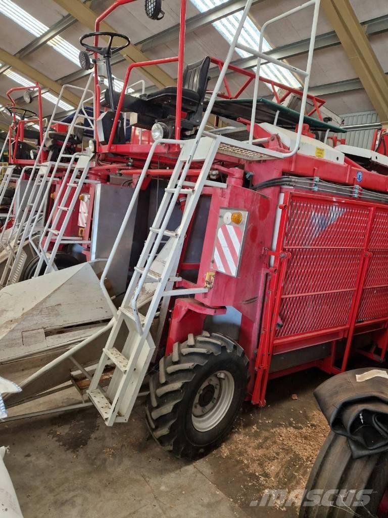  JOONAS 1500 Combine harvesters