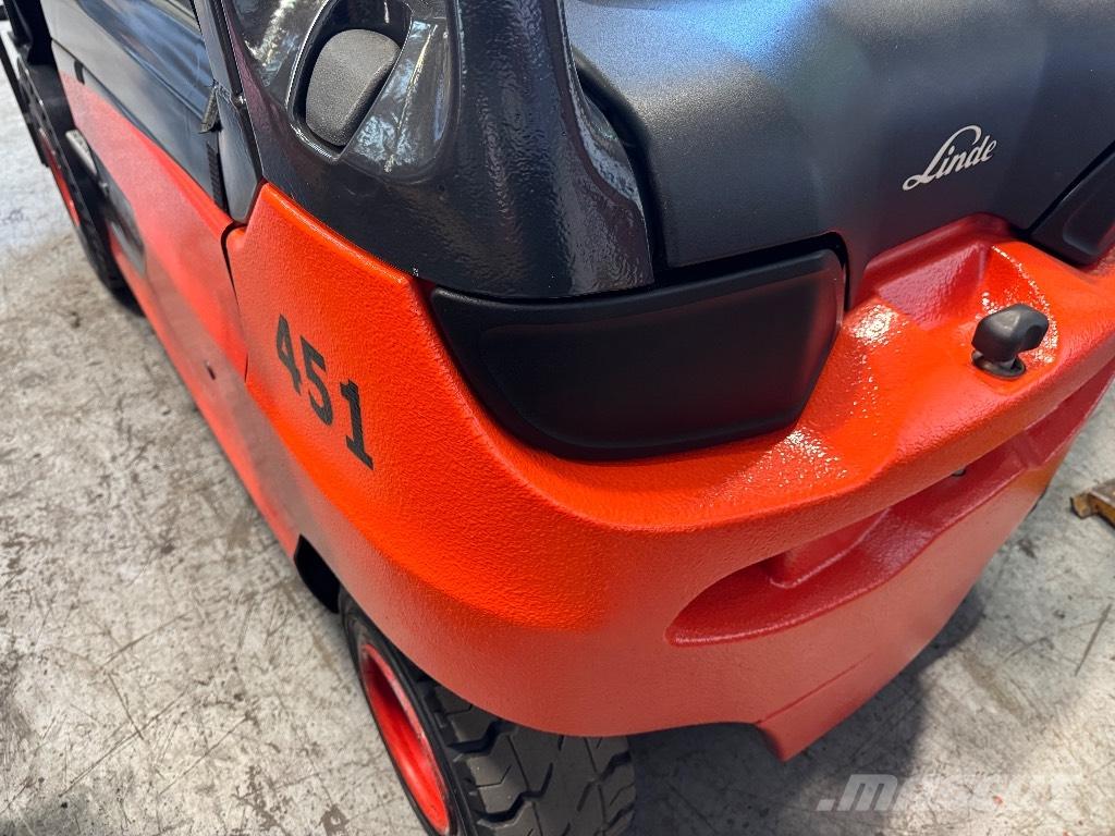 Linde E 30 Electric forklift trucks