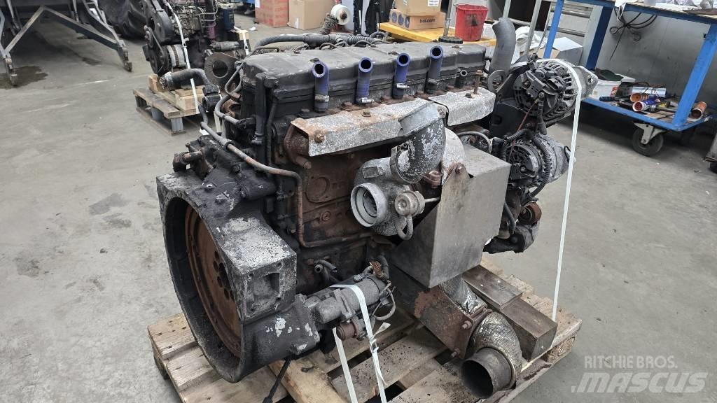 Cummins ISB220 Engines