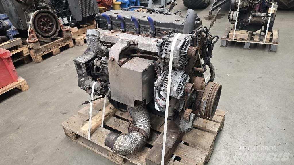 Cummins ISB220 Engines