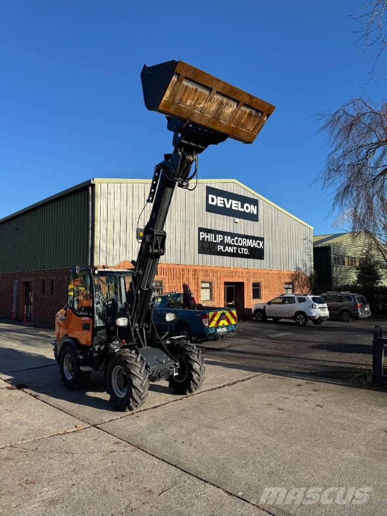 Develon DL 80 TL-7 Mini loaders