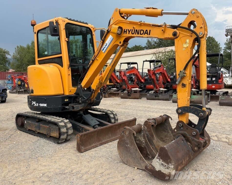 Hyundai R25Z-9 AK Mini excavators < 7t