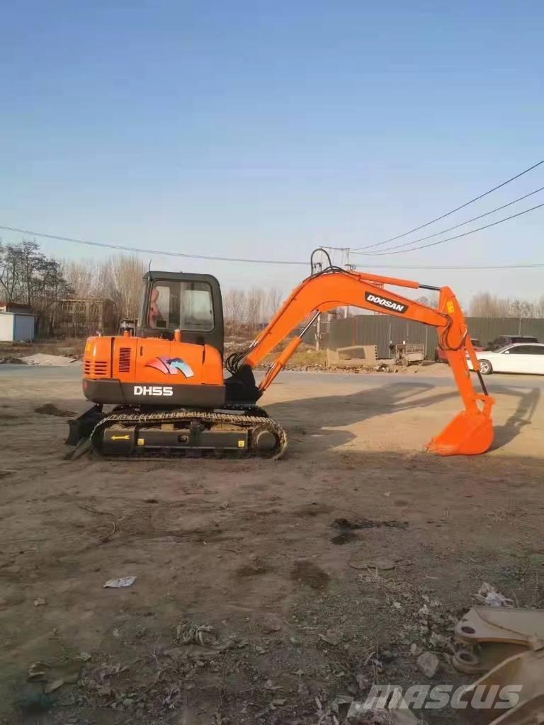 Doosan DH55 Mini excavators < 7t